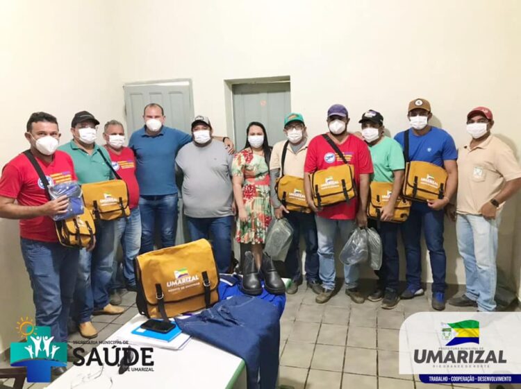 (Agentes de Endemia com fardamento e material novo / Foto: PMU).