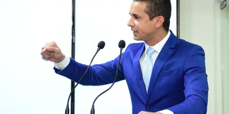 Mossoró: Gestão do prefeito Allyson Bezerra é aprovada por 76,7% da população, aponta pesquisa