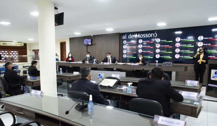 Sessão da Câmara de hoje, quando foi lido PPA (foto: Edilberto Barros/CMM)