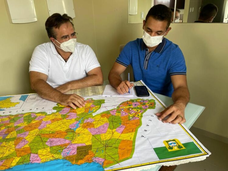 O Prefeito Allyson Bezerra de Mossoró o recebeu neste domingo, 30.