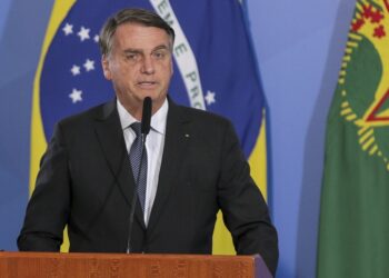 O presidente da República, Jair Bolsonaro, durante cerimônia de cumprimentos aos oficiais-generais promovidos,no Palácio do Planalto