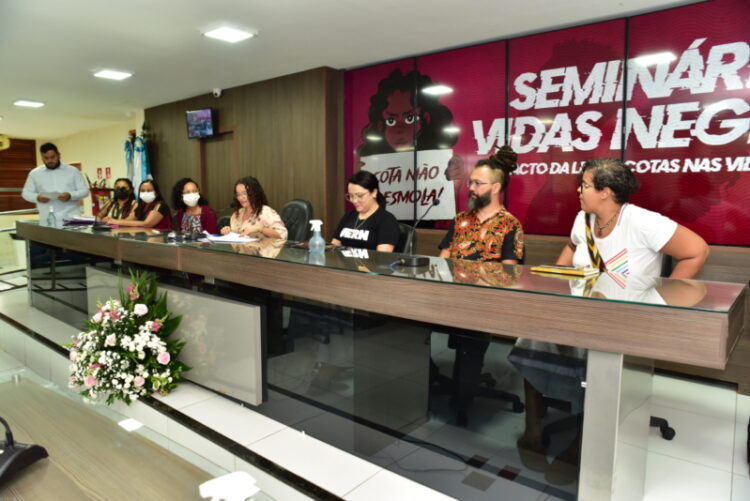 Mesa da segunda edição do Seminário Vidas Negras, realizado em 2022.
Foto: Edilberto Barros/CMM