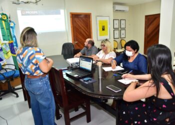 Treinamento de servidores, hoje, para uso de novo sistema
Foto: Edilberto Barros/