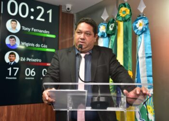 Vereador Omar Nogueira na sessão desta terça-feira, 21 (foto: Edilberto Barros/CMM)