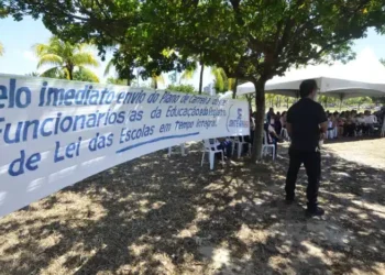 Servidores da Educação do Estado em ato. Foto: José Aldenir / Agora RN