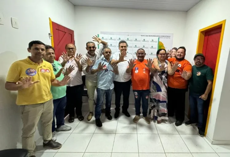 Candidatos a vereador declaram apoio a Carlos Eduardo - Foto: Reprodução