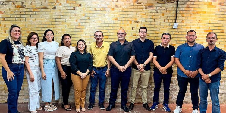 Prefeito eleito Souza anuncia nomes da equipe de transição de Governo em Areia Branca