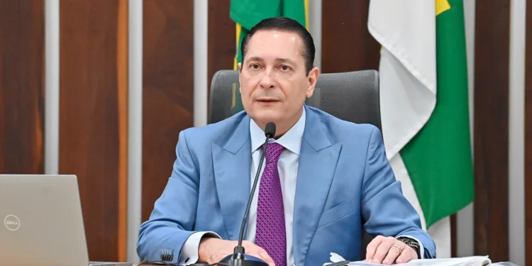 Ezequiel Ferreira é eleito presidente da ALRN para biênio 2025-2026