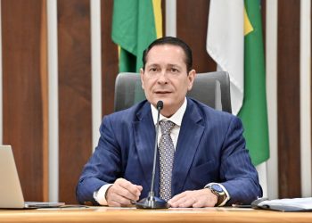 Ezequiel Ferreira solicita melhorias em infraestrutura e educação para Porto do Mangue