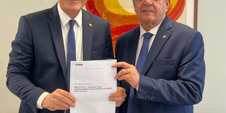 Deputado Robinson Faria entrega ao relator da Comissão Mista relatório sobre impacto do “tarifaço” nas exportações do RN