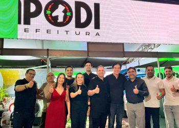 Prefeito Sabino prestigia abertura da 5ª FEMULTI e do 4º Festival Gastronômico de Apodi