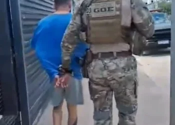 Polícia prende suspeito de chefiar tráfico de drogas na praia de Pipa