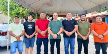 Prefeito Sabino comemora a entrega da pavimentação da Rua do Lajedo, no Distrito de Soledade