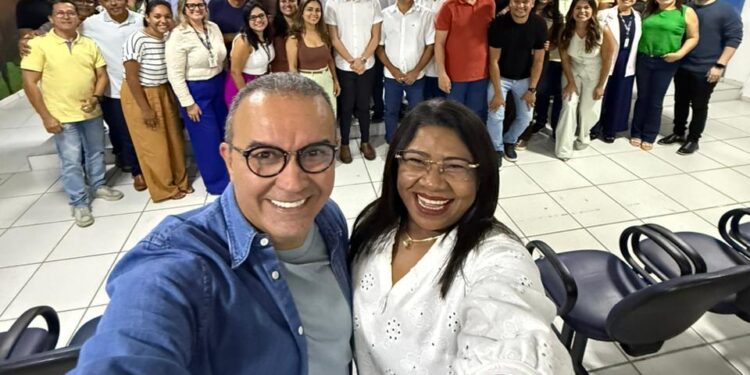 Prefeita Nilda reúne vereadores e aliados políticos para declarar apoio a Kelps Lima para deputado federal