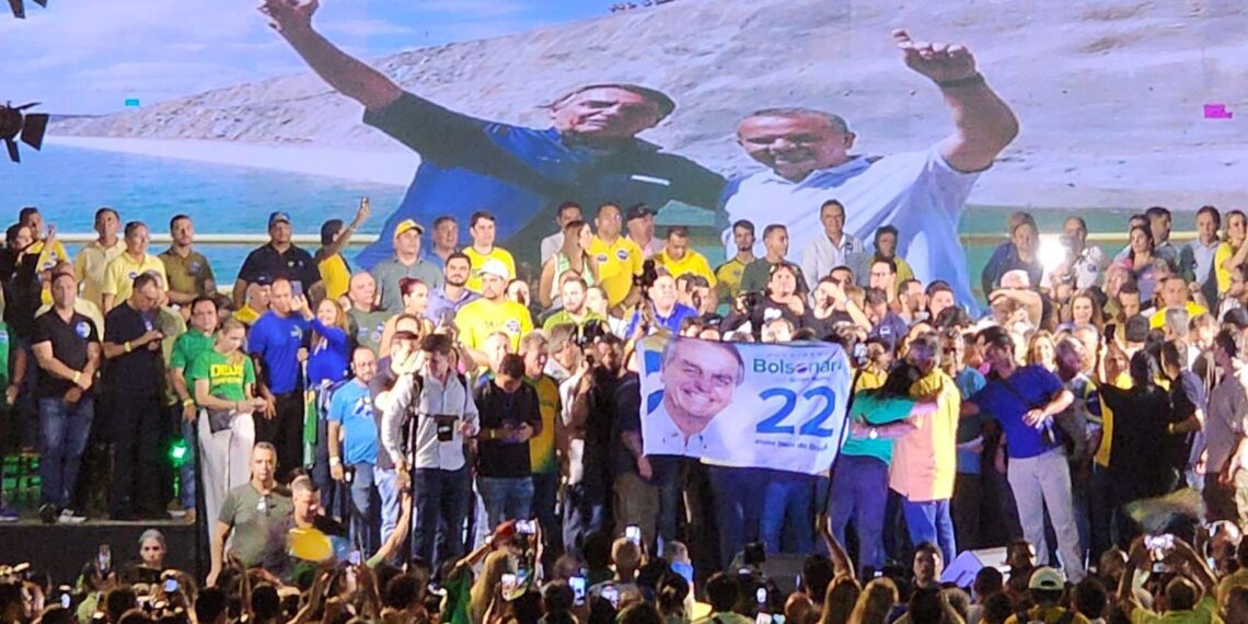 Ato de filiação do PL reúne multidão em Natal com forte mobilização em torno de Gustavo Carvalho