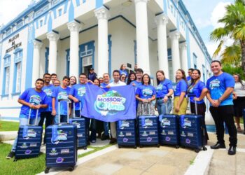 Allyson Bezerra leva alunos da rede pública de Mossoró para intercâmbio em Londres