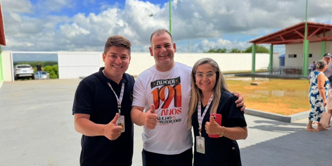 Prefeito Sabino entrega escola em tempo integral na comunidade de Santa Rosa II em Apodi