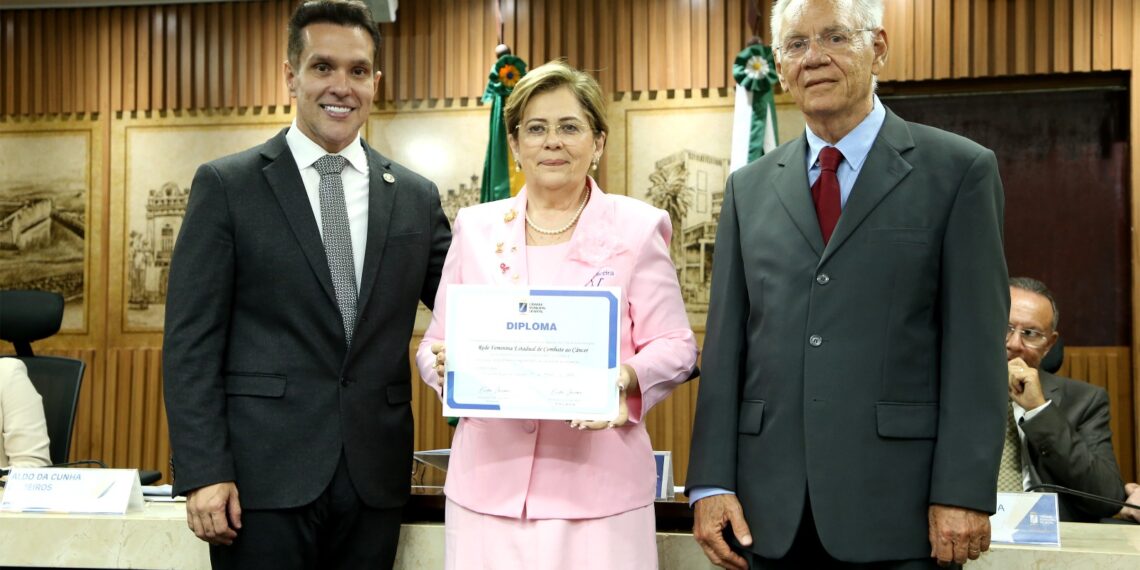Câmara de vereadores de Natal homenageia Liga Contra o Câncer