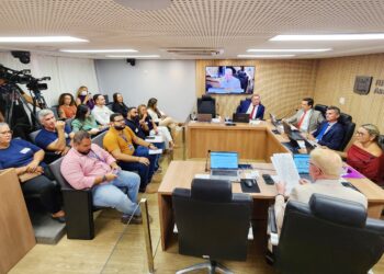 CCJ da ALRN aprova projeto sobre revisão salarial de servidores do TJRN