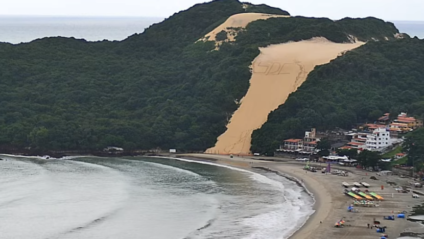 Sigla associada a facção criminosa aparece no Morro do Careca e chama atenção em Natal