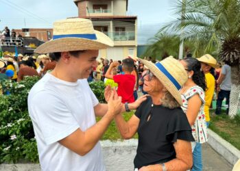 Walter Alves participa da 4ª Romaria de Frei Damião e celebra momento de fé em São José do Campestre