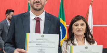 Zé Roberto Pezão e Rosa Basílio são empossados prefeito e vice-prefeita de Itaú