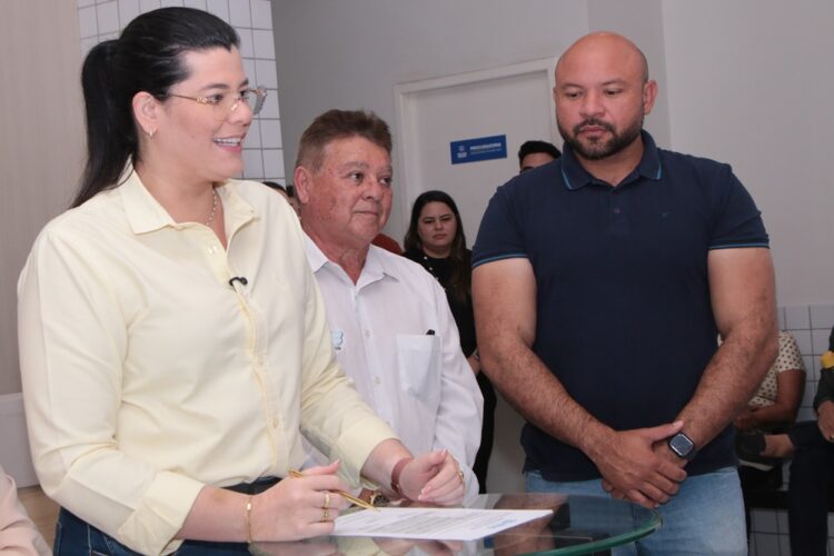 Prefeita Marianna Almeida autoriza construção de refeitório e adequações na cozinha da Escola Severino Bezerra