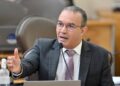 “Sou totalmente favorável!”, diz Kelps sobre nova lei que permite as mulheres usar spray de pimenta contra agressores
