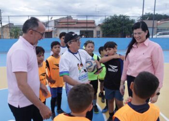 Pau dos Ferros: Marianna Almeida entrega praça e quadra revitalizadas com recursos próprios do município