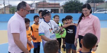Pau dos Ferros: Marianna Almeida entrega praça e quadra revitalizadas com recursos próprios do município