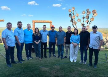 Allyson Bezerra recebe apoio do Prefeito, vice, ex-prefeito e sete vereadores de Upanema