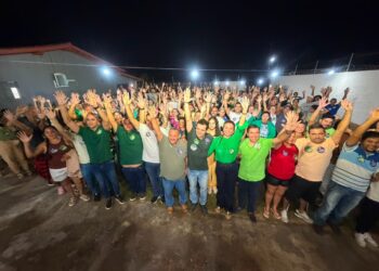 Vereador mais votado de Nísia Floresta, Lula reúne multidão em apoio a Walter Alves