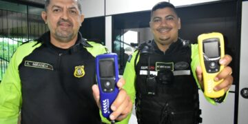 Demutran de São Gonçalo recebe novos bafômetros para fiscalização e segurança no trânsito