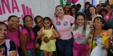 “O RN precisa de deputados que façam mais”, afirma Nina Souza em Mãe Luiza